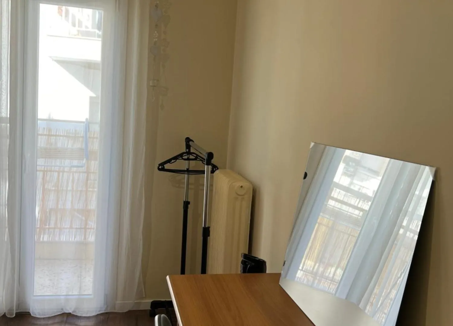 L Aparts Saloniki